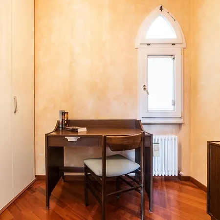 Housmart Falegnami 7 Bologna